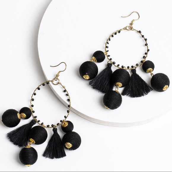 Hoop earrings, Bronze and beads - Picture 1 of 3